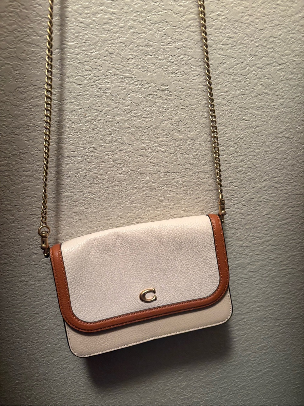 Coach White and Tan Pebbled Leather Chain Strap Crossbody